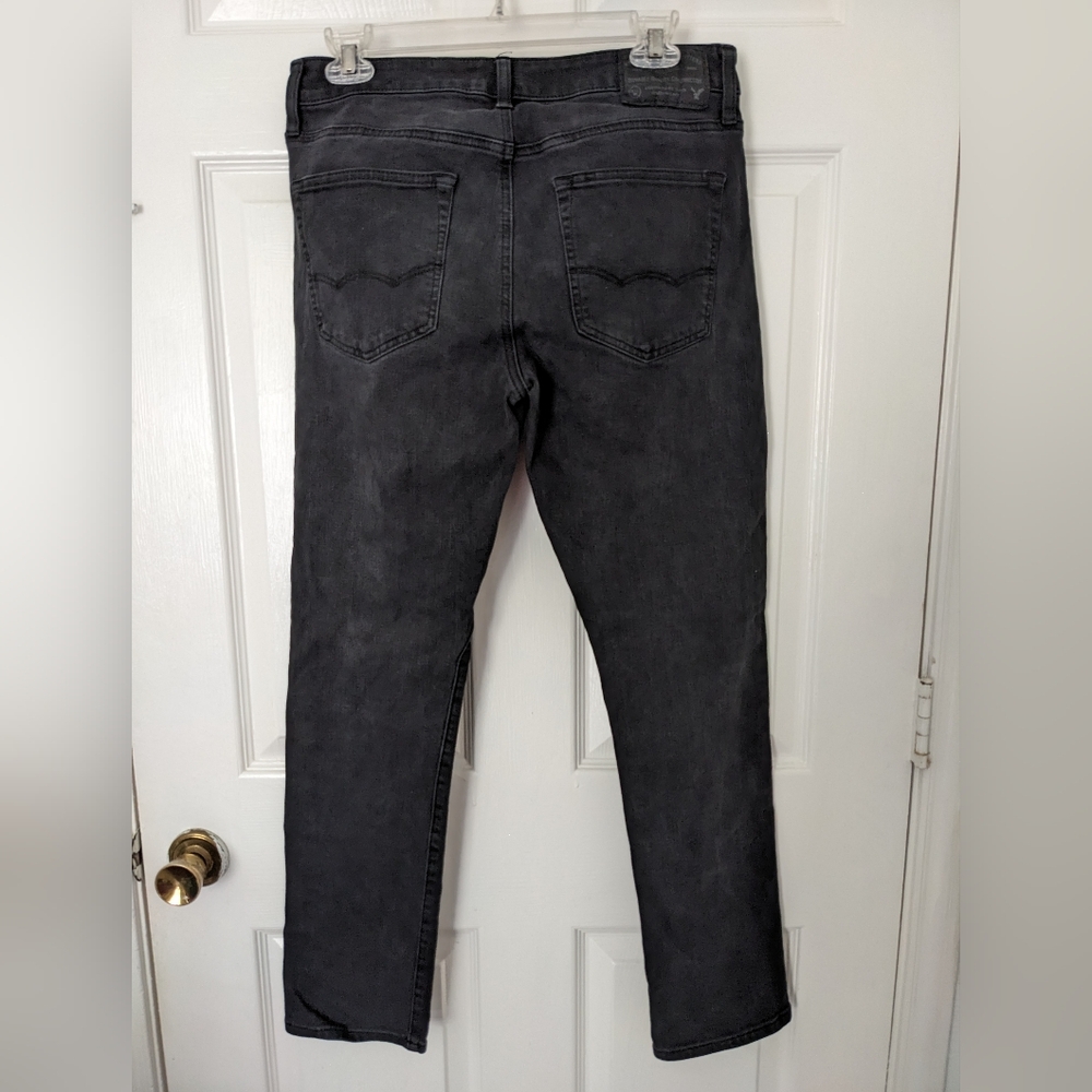 American Eagle Outfitters Men's Black Straight Jeans - Picture 6 of 10